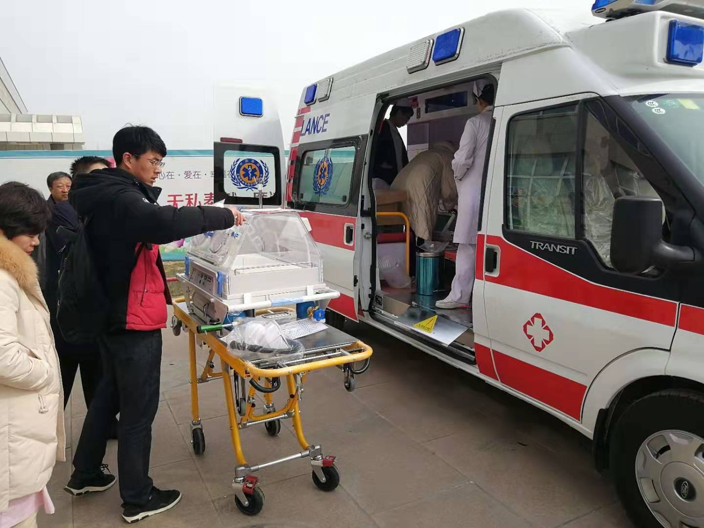 鹰潭救护车转院